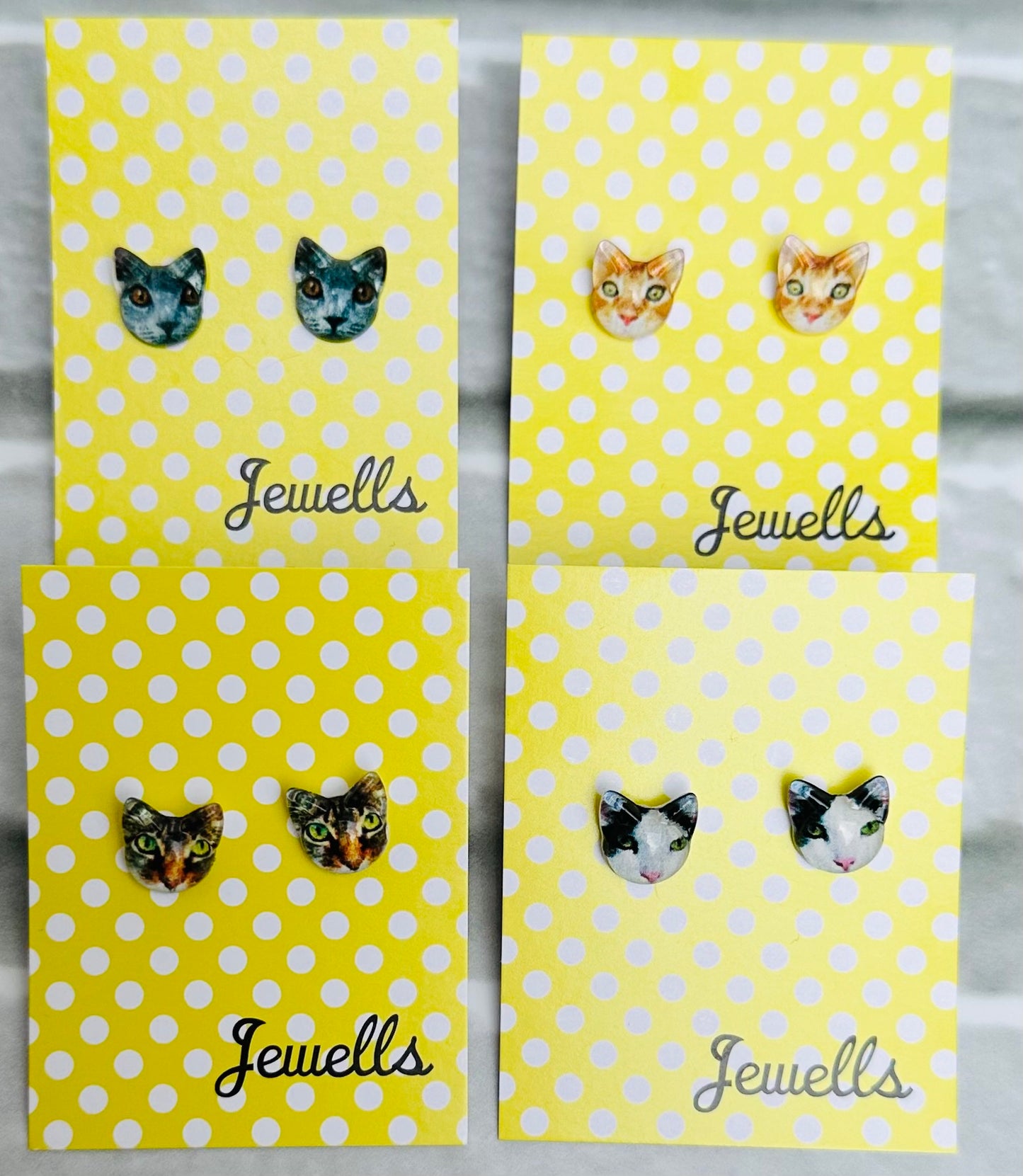 Cat resin stud earrings 4 colours