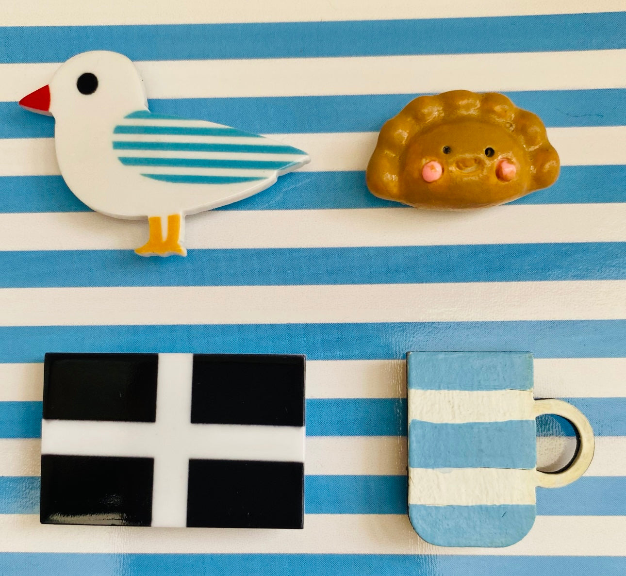 Set Cornish fridge magnets pasty flag seagull